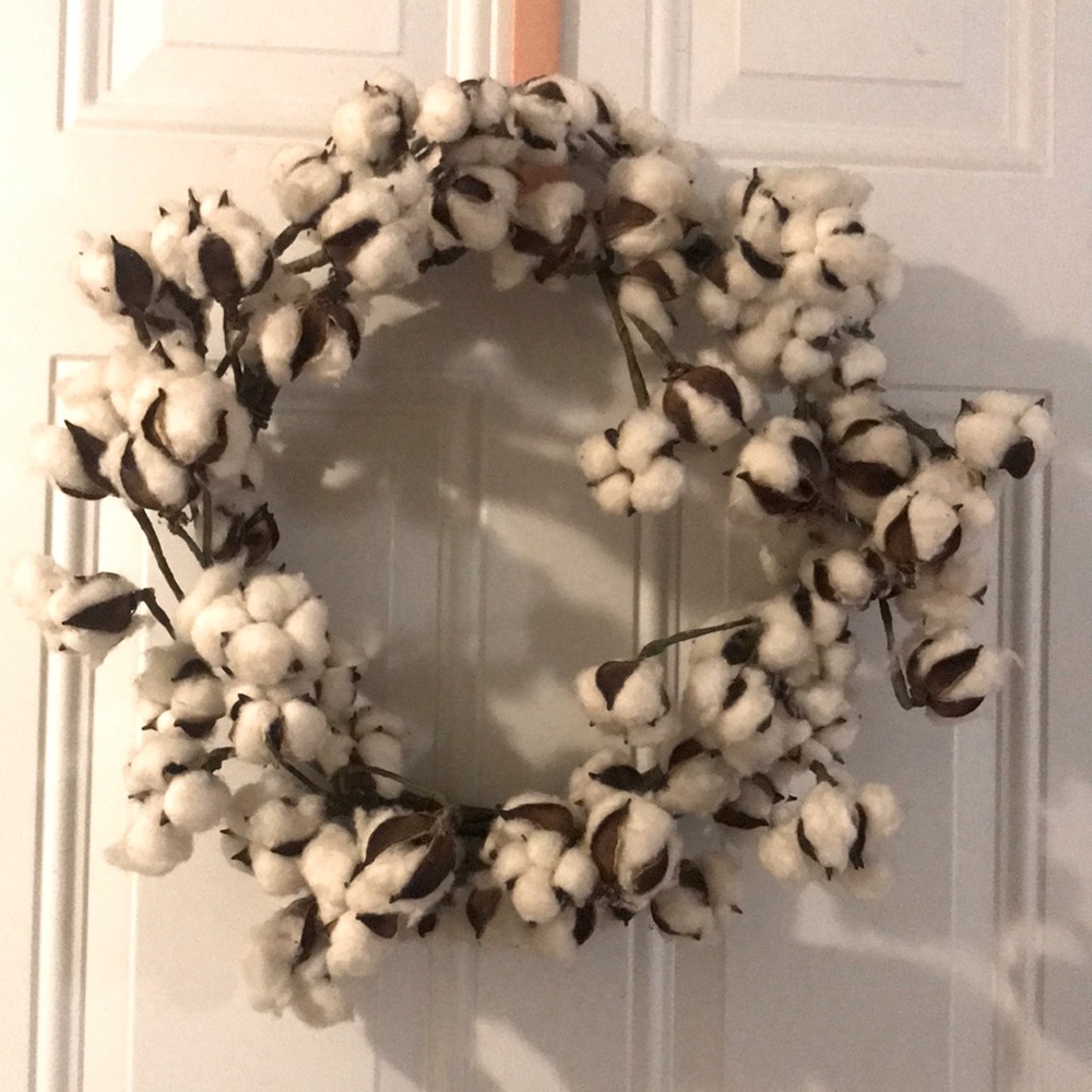 Cotton Wreath